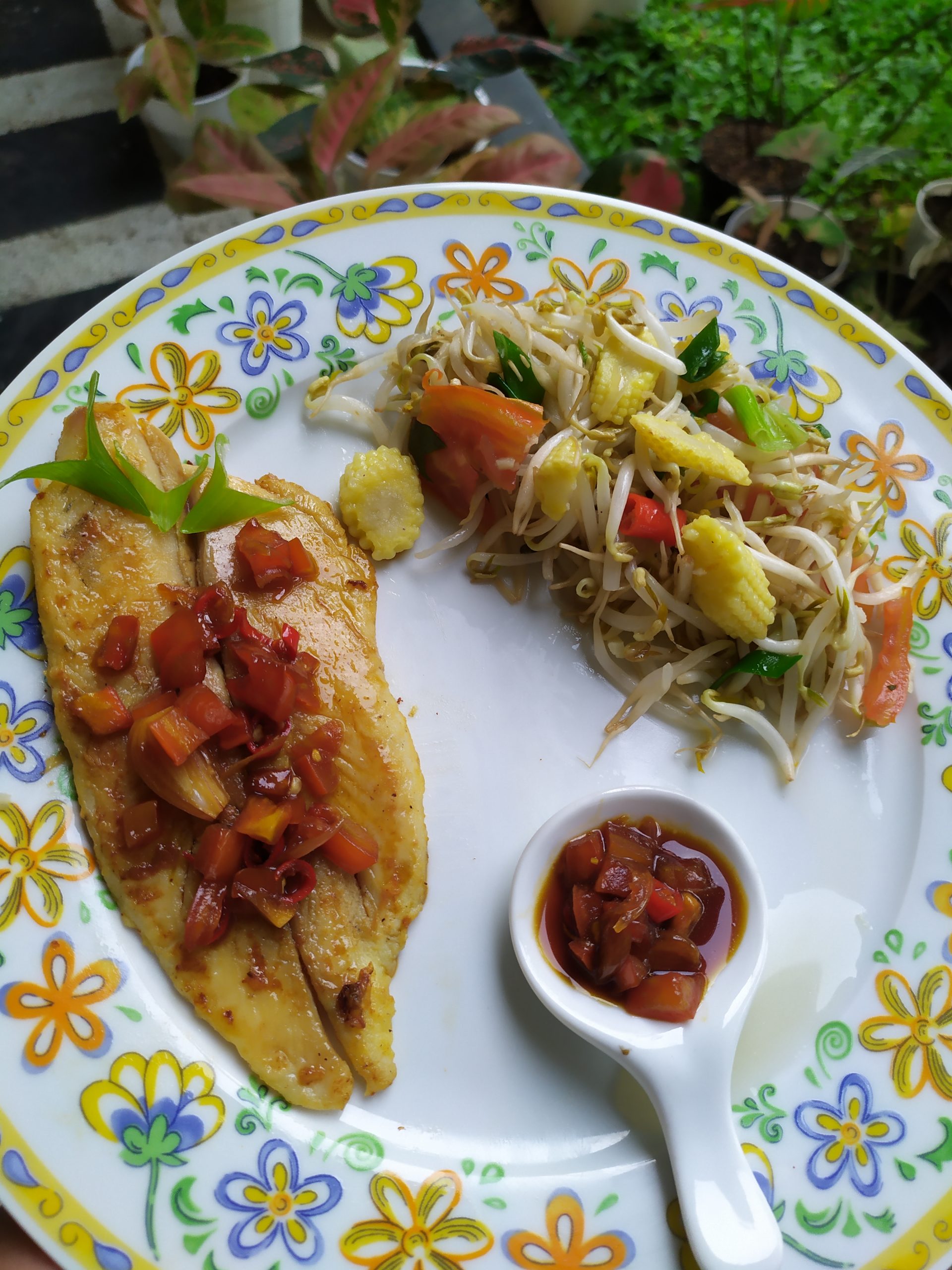 Tomato Pan-fried Dori